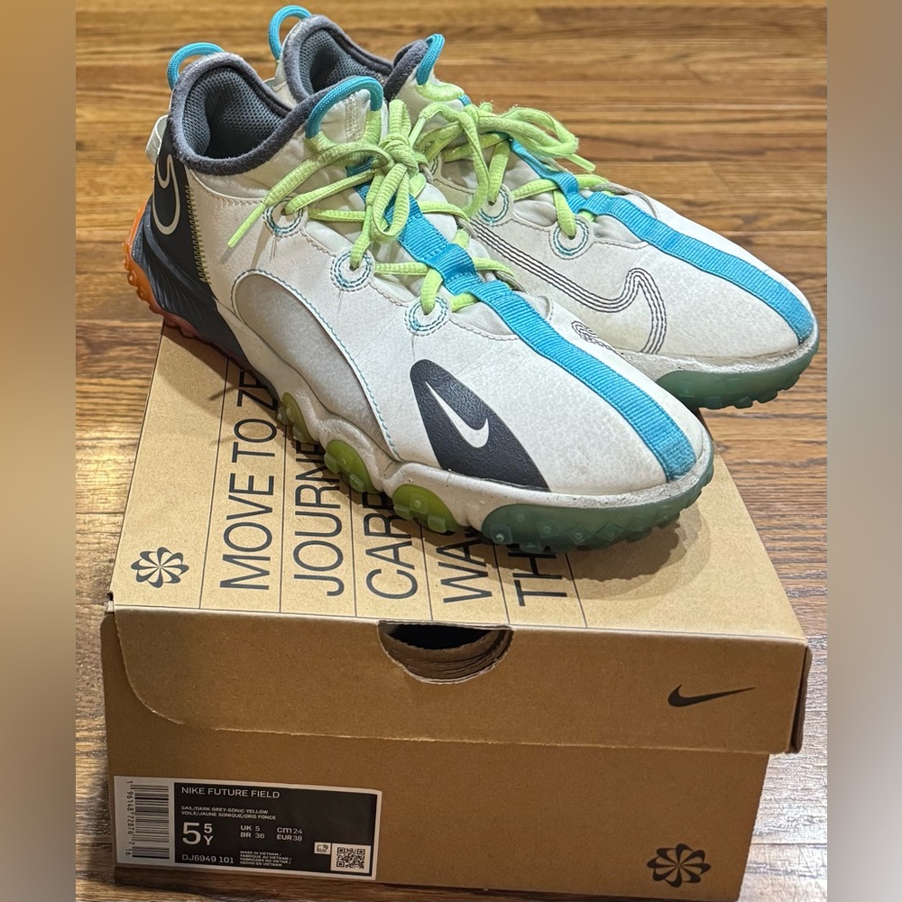 GUC Nike future field turf shoes, size 5.5 youth